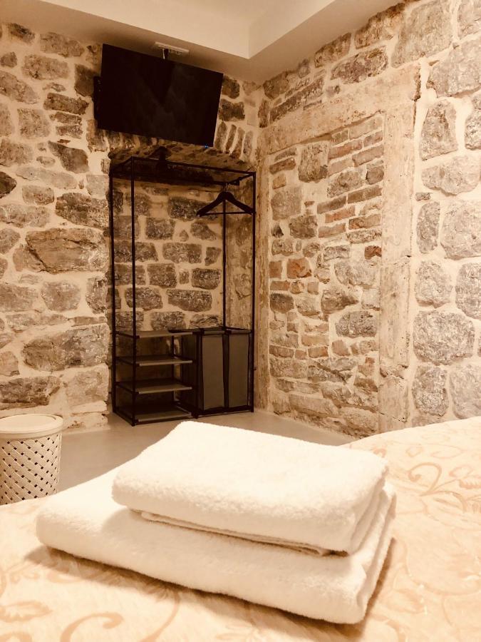 Guesthouse Giraffe Donja Lastva Exteriér fotografie