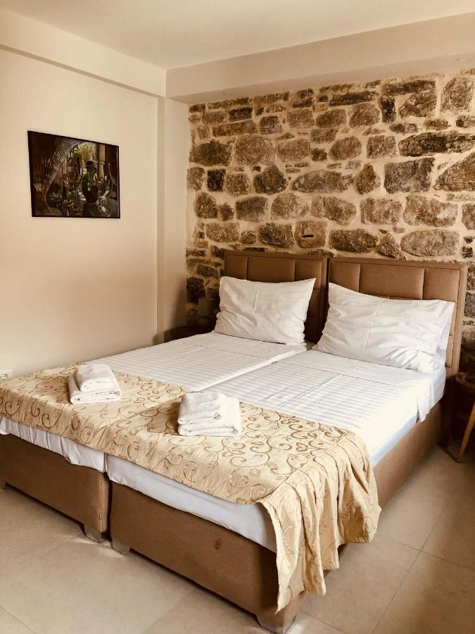 Guesthouse Giraffe Donja Lastva Exteriér fotografie