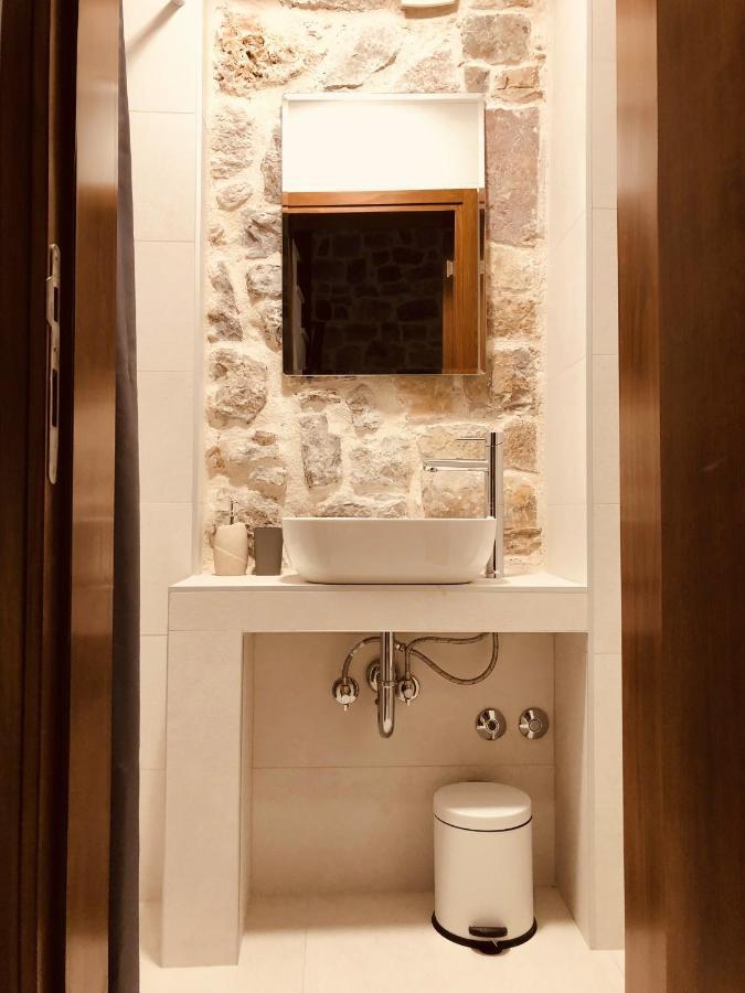 Guesthouse Giraffe Donja Lastva Exteriér fotografie