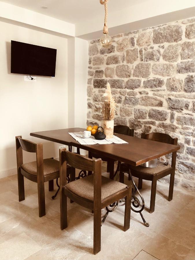 Guesthouse Giraffe Donja Lastva Exteriér fotografie