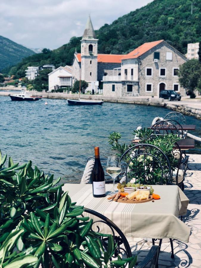 Guesthouse Giraffe Donja Lastva Exteriér fotografie