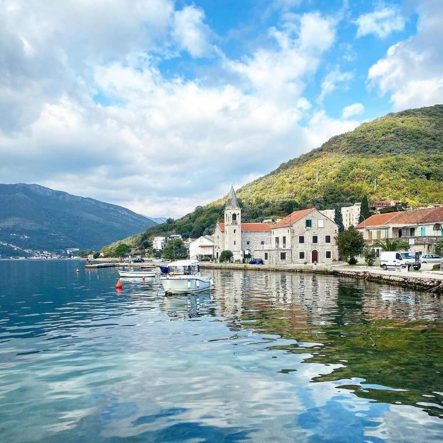 Guesthouse Giraffe Donja Lastva Exteriér fotografie